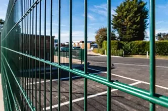 Definition and Structural Characteristics of Double-Wire Mesh Fencing Definition and Structural Characteristics of Double-Wire Mesh Fencing